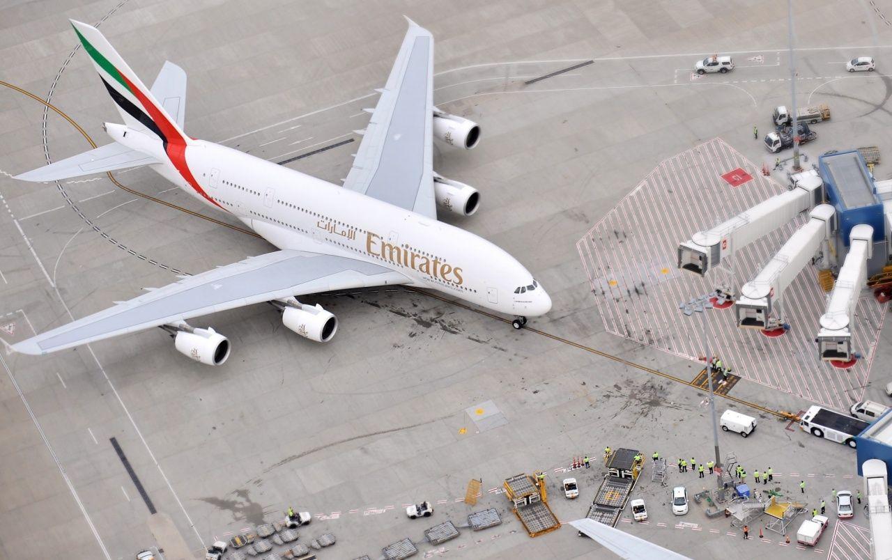 Airbus A 380 Fly Emirates Wallpaper. Airbus A 380 Fly Emirates