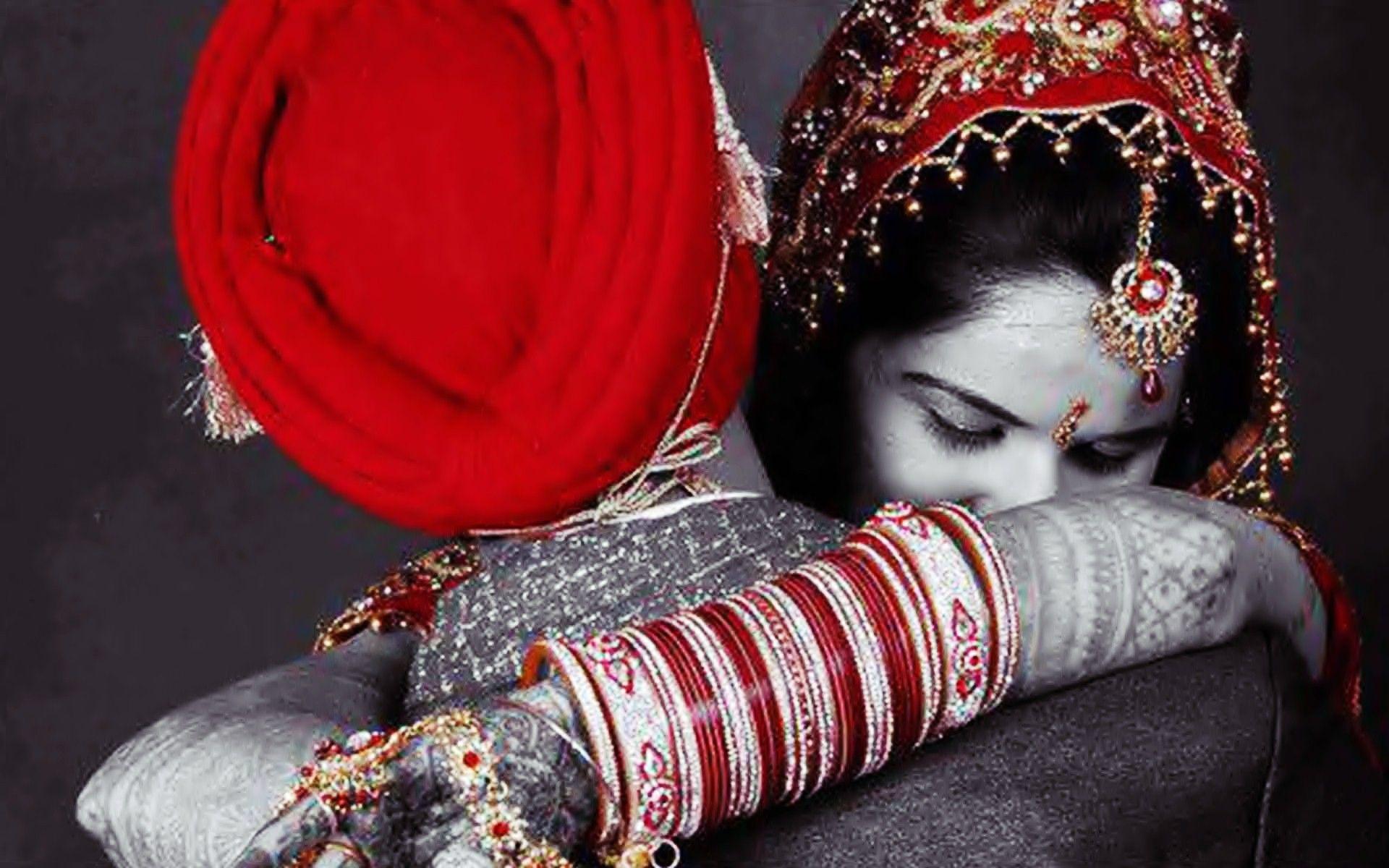 Couple hug wallpaper download Gallery