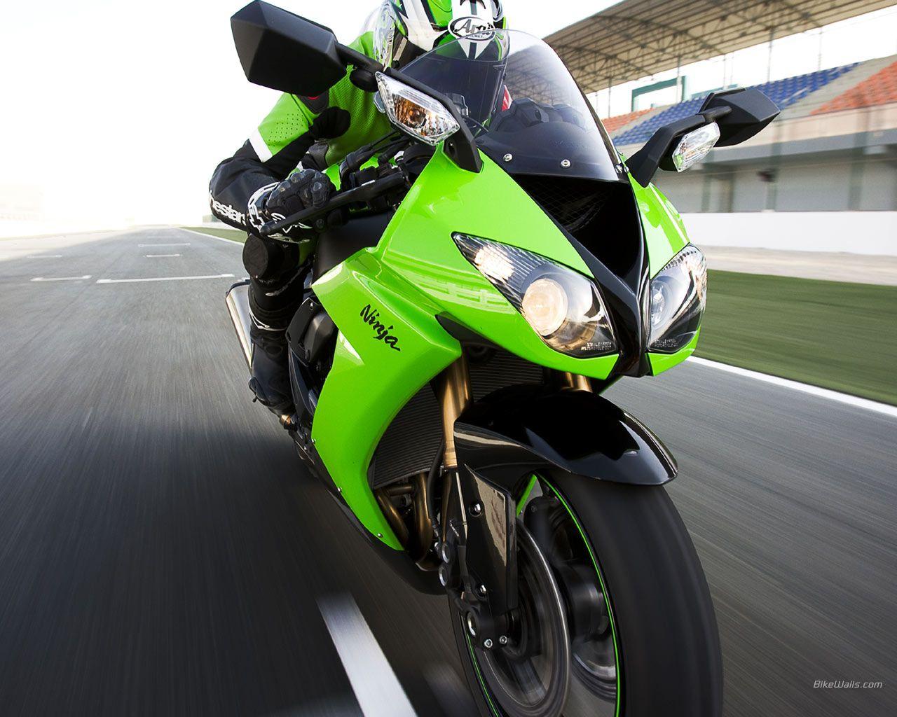 New 2012 Car Review: Kawasaki Ninja Sport Bike Wallpaper, Image