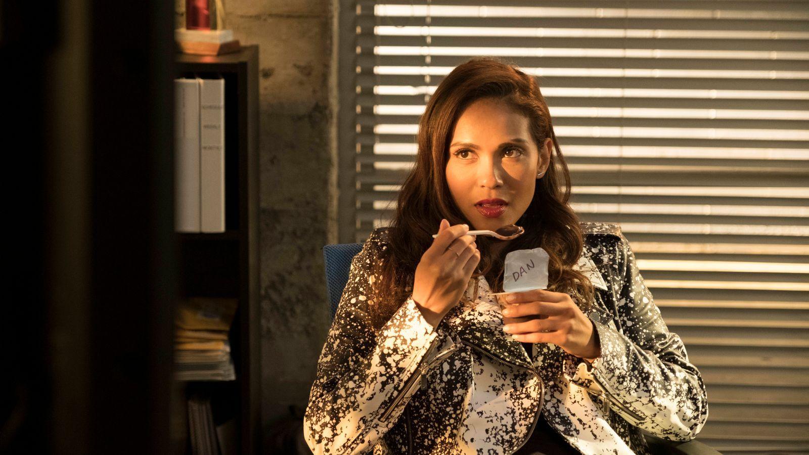 Doux Reviews: Lucifer: Mr. and Mrs. Mazikeen Smith