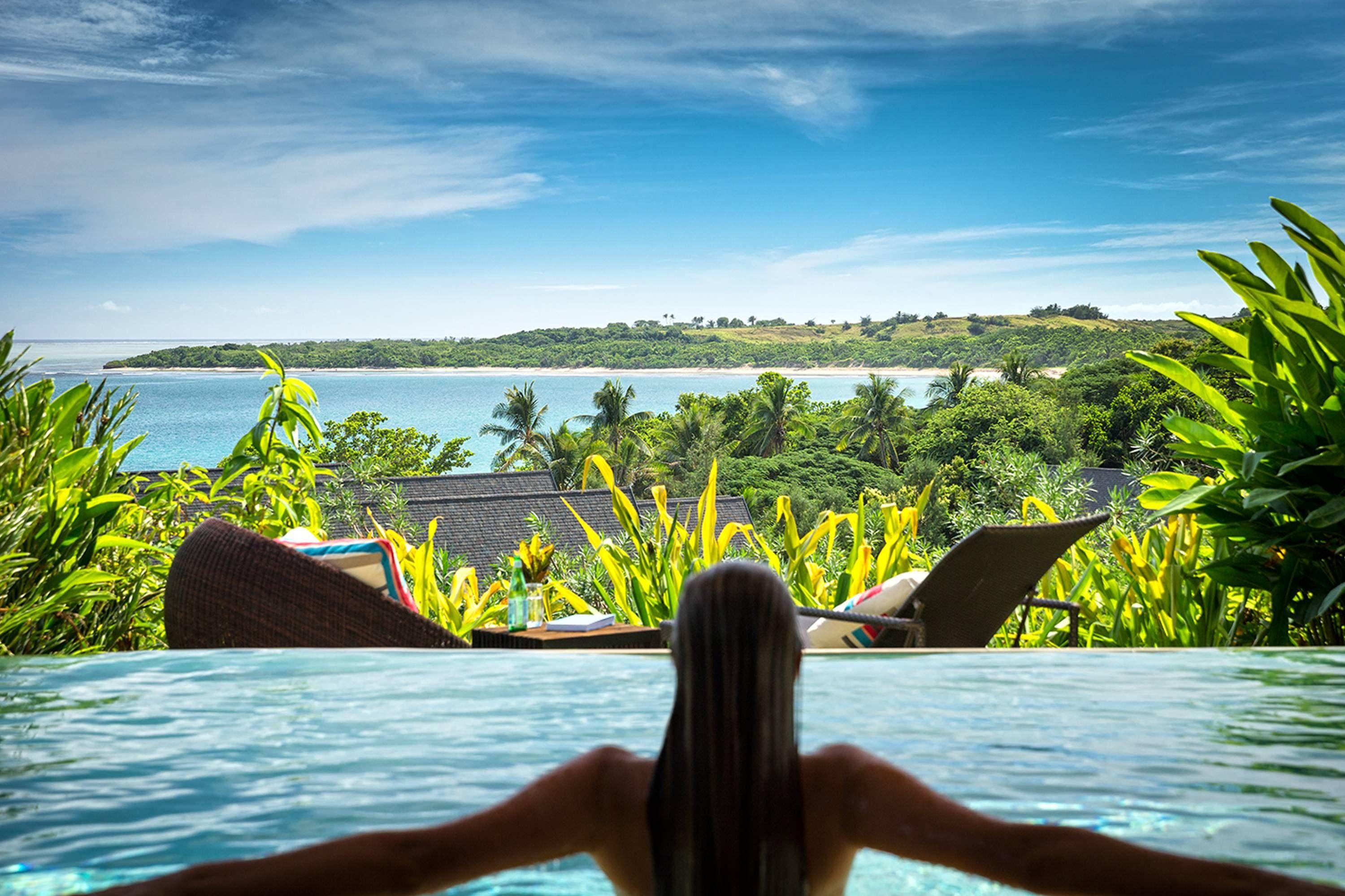 Relax in infinity pool wallpaper. PC