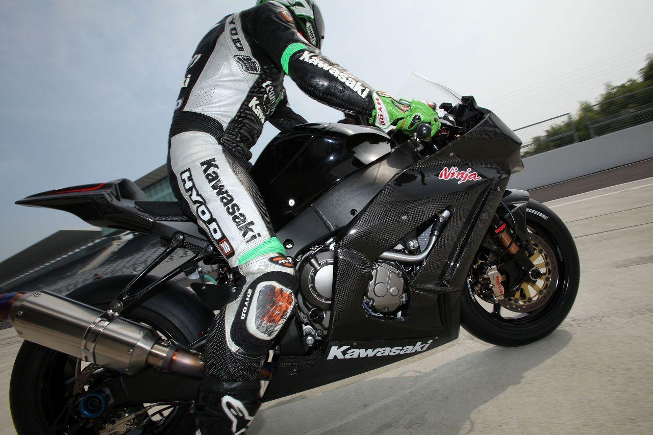 Kawasaki Ninja Sport Bike Wallpaper, Image, Picture, Snaps, Photo