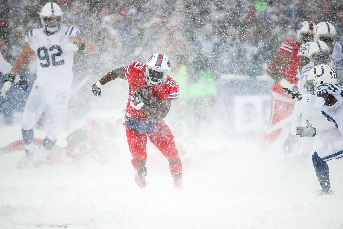 LeSean McCoy racks up 156 yards in a blizzard