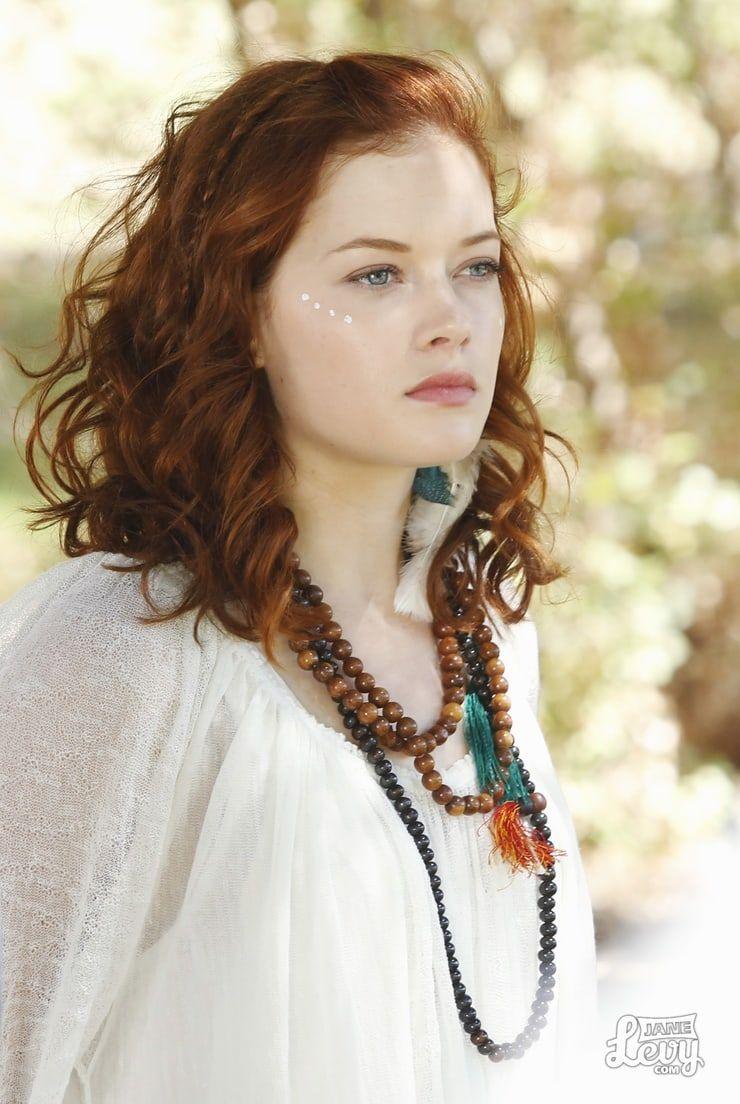 Jane Levy style