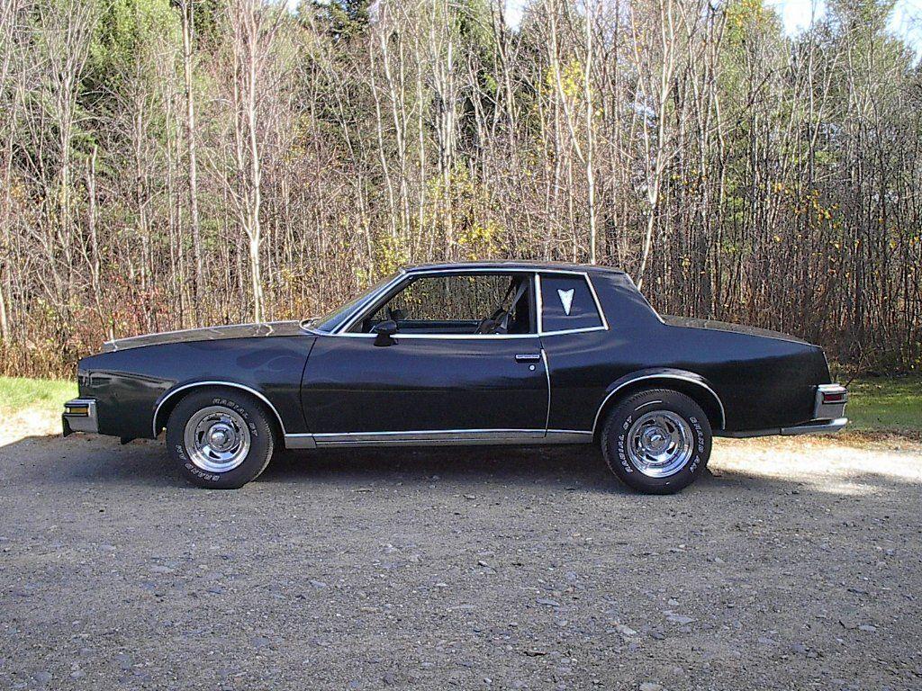 Pontiac Grand Prix and photo