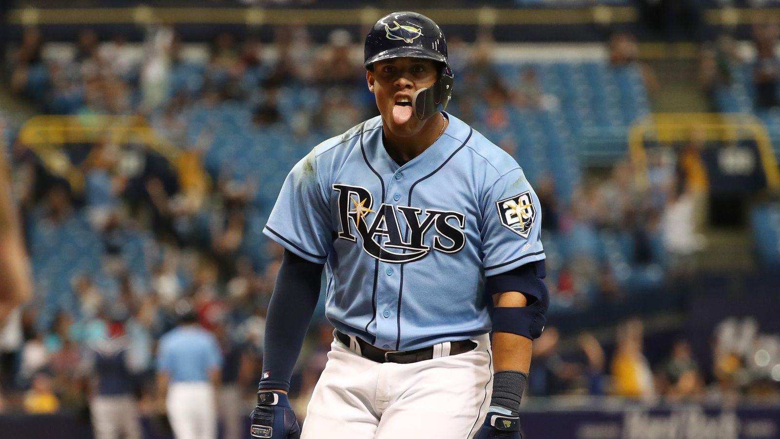 WATCH: Carlos Gomez snaps bat after strikeout, only to later hit
