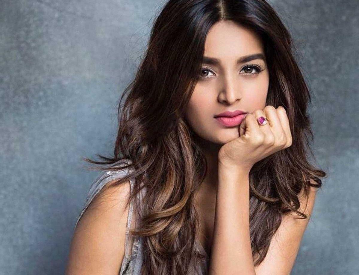 Nidhhi Agerwal New Hot Photohoot And Image Collections