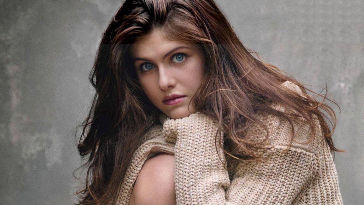 Alexandra Daddario The Choice sensitive viral video
