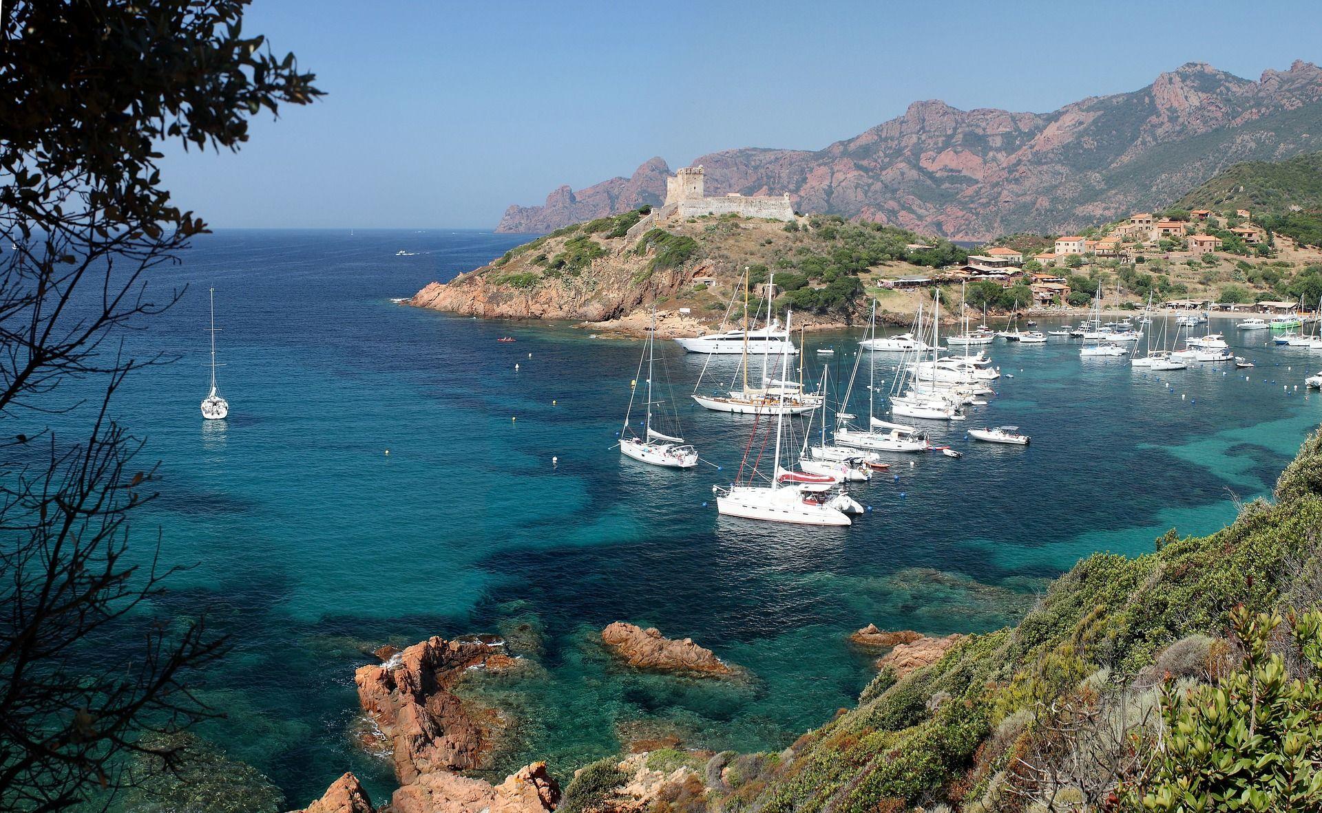 Corsica absolutely deserves the epithet “Isle of Beauty”. Enjoy a