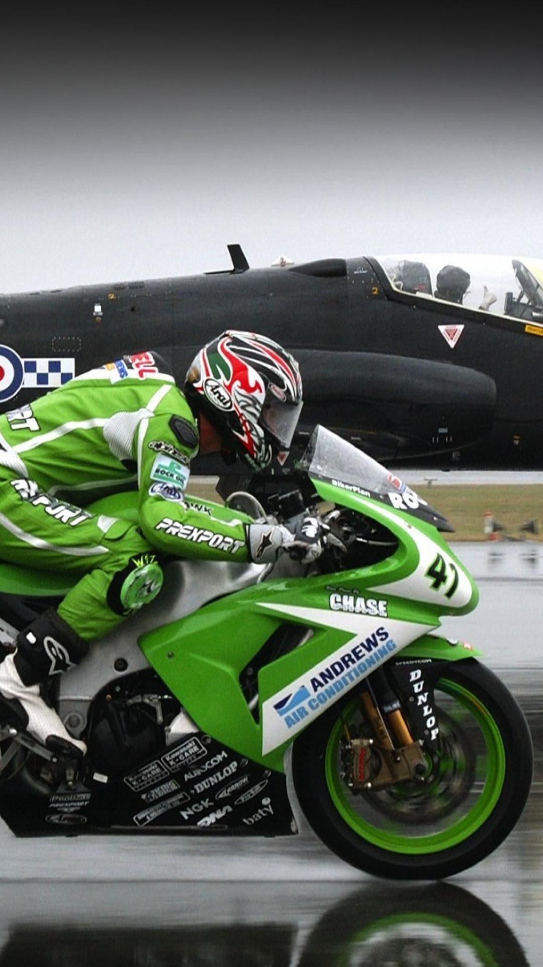 Simply: Arai Kawasaki Ninja ZX 10R AkrapoviĆ„ā