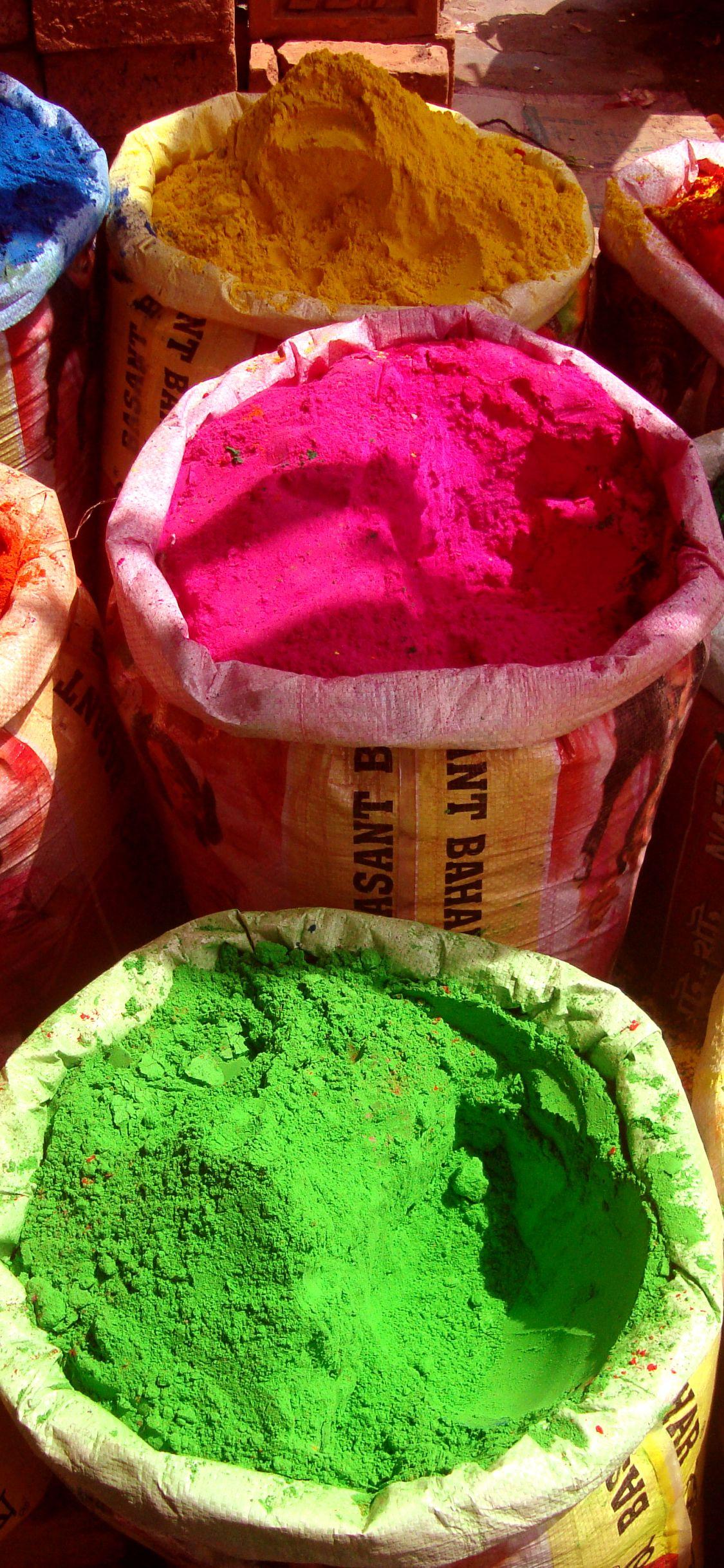Holiday Holi (1125x2436) Wallpaper
