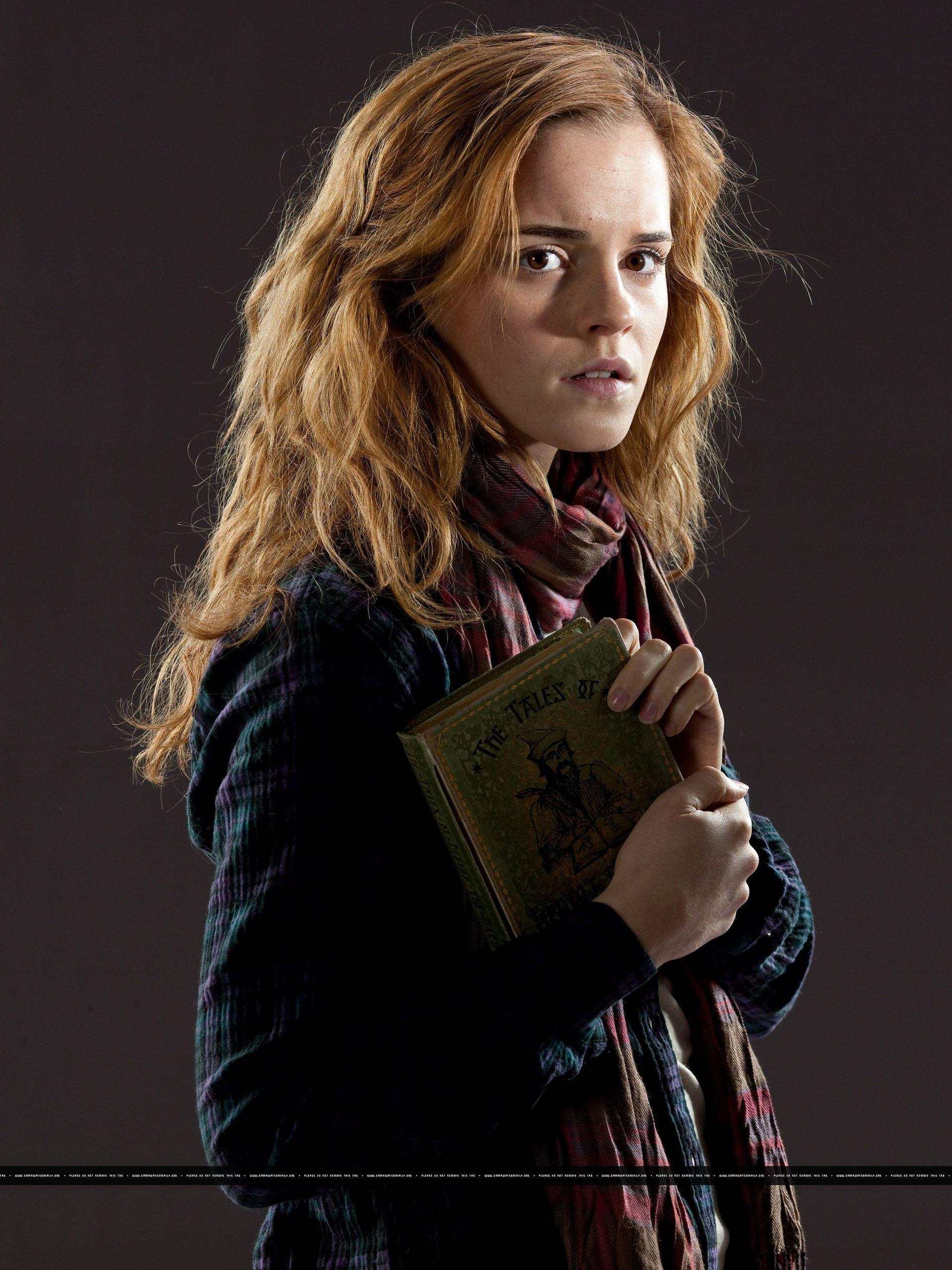 Hermione Granger Studying Wallpapers - Wallpaper Cave