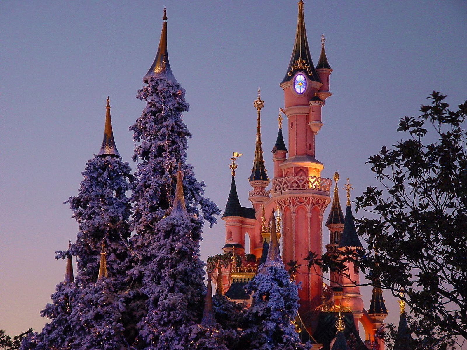 Castle Wallpaper. Desktop Wallpaper. DISNEY CASTLES