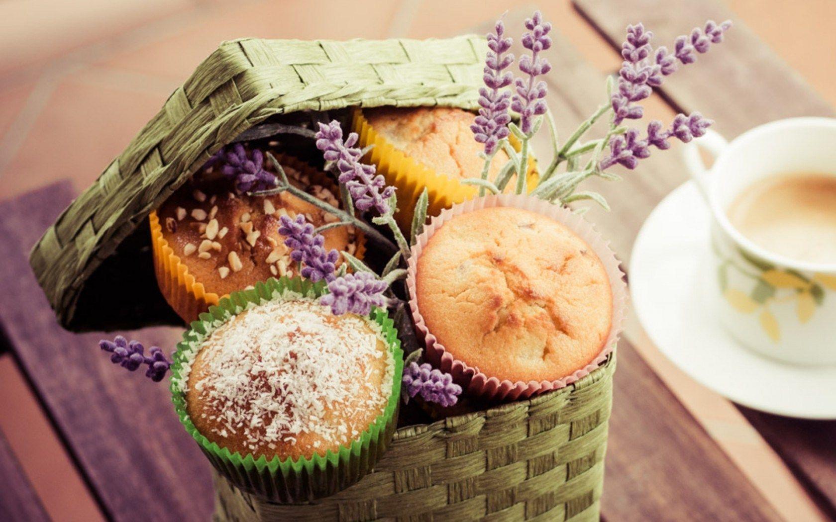 Dessert Cake Muffins Lavender Wooden Table Cappuccino Cup HD