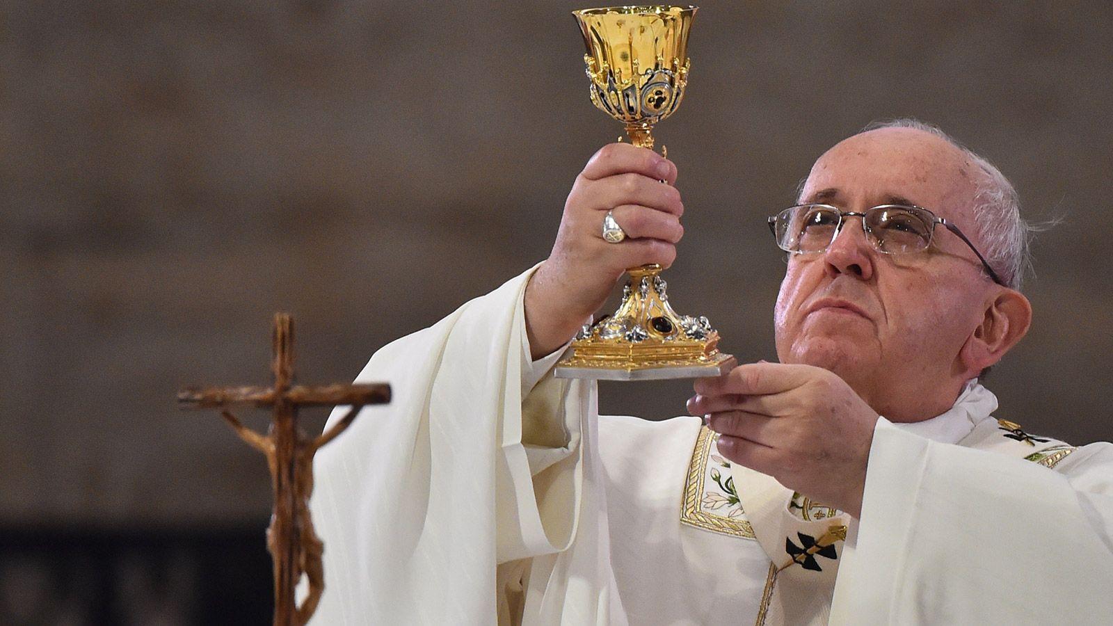 Unfiltered: Cool Pope Francis Says a Wedding Without Wine Is 'an