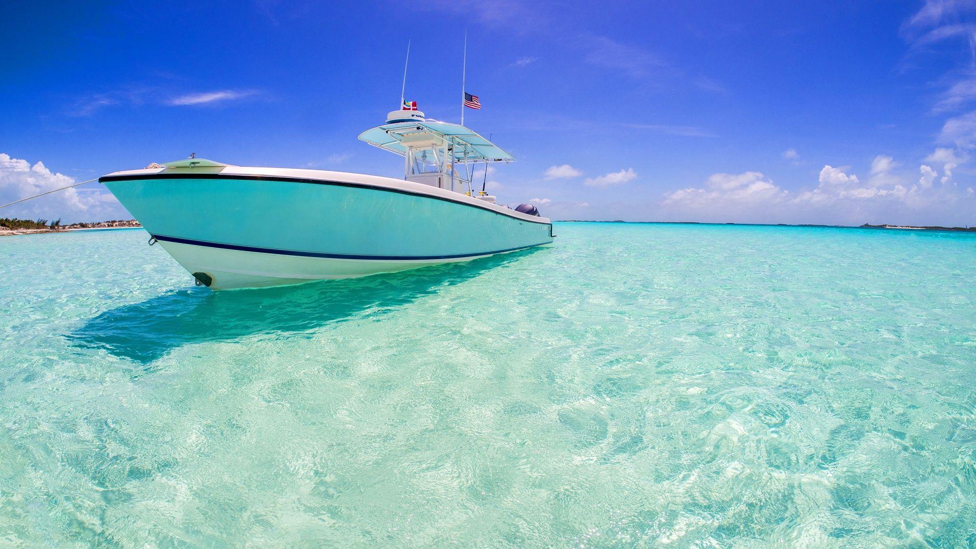Speedboat in Turquoise Ocean HD Wallpaper. Background Image