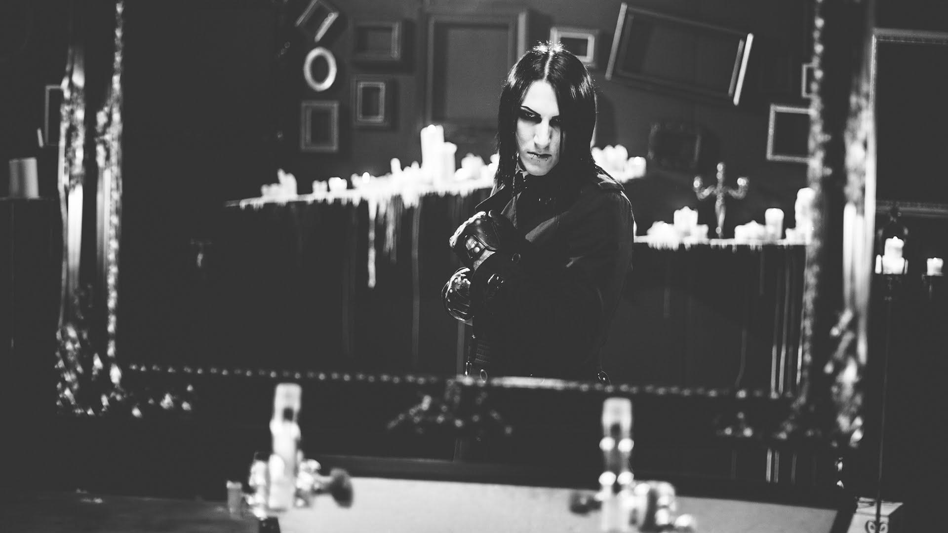 Motionless In White the Scenes of Break The Cycle