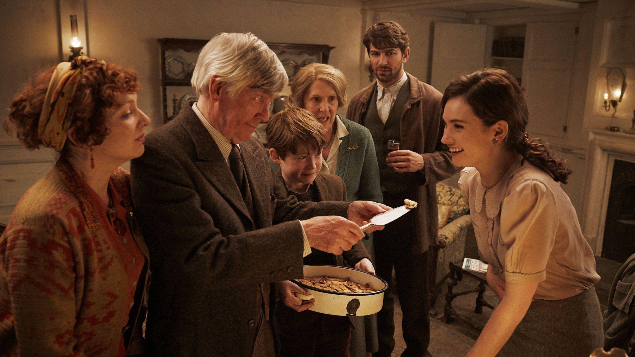 The Guernsey Literary and Potato Peel Society