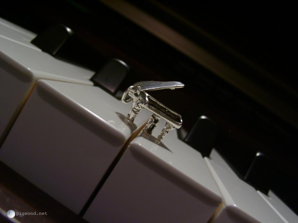 Grand Piano Keyboard Wallpaper