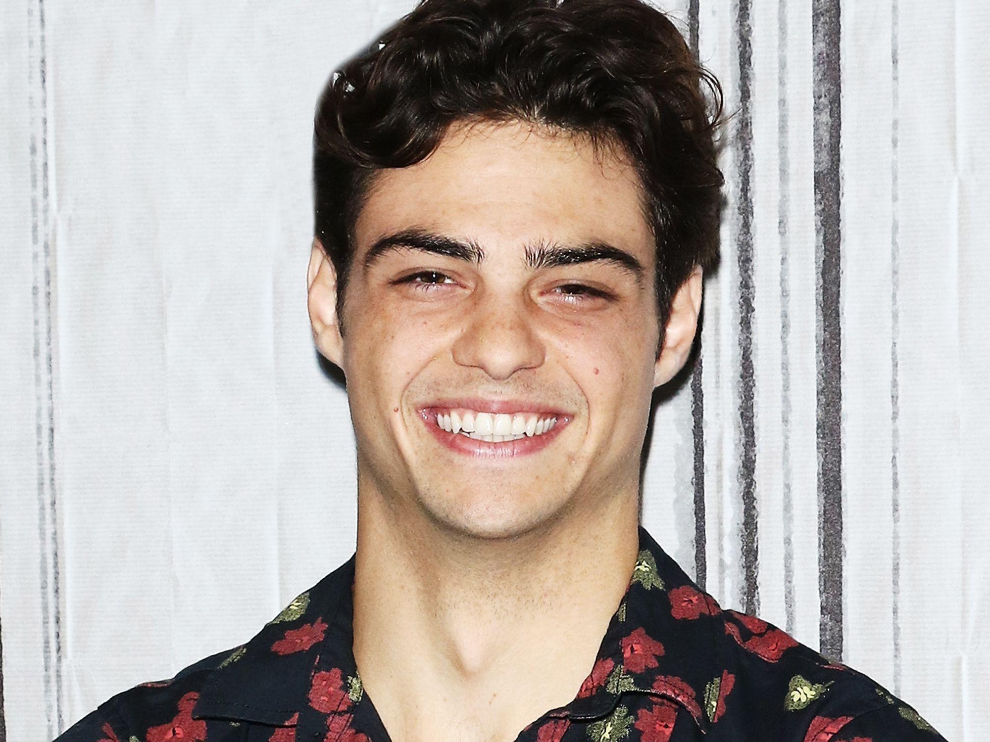 Noah Centineo png  PNGEgg