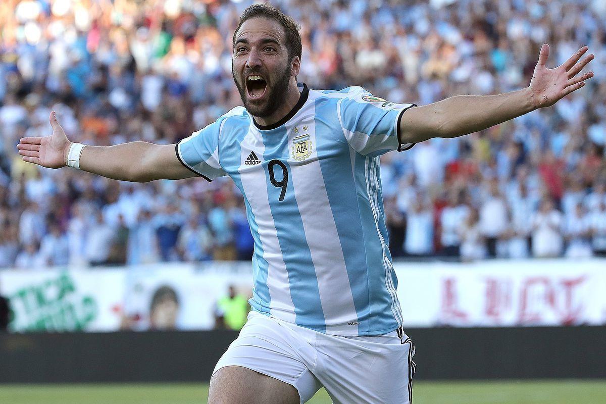 OFFICIALLY OFFICIAL: Juventus sign Gonzalo Higuain from Napoli