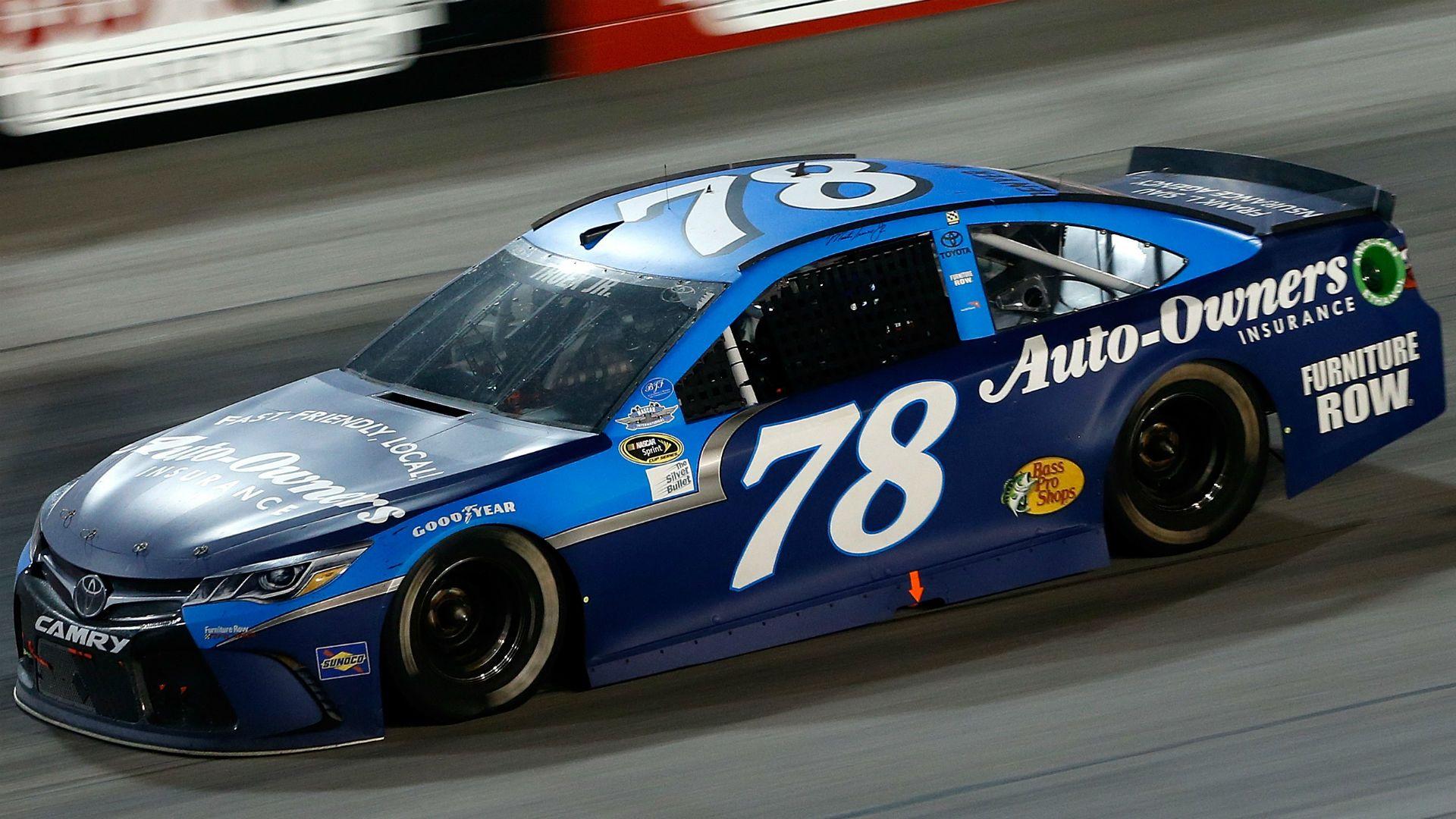 NASCAR results at Darlington: Martin Truex Jr. pulls away from Kevin