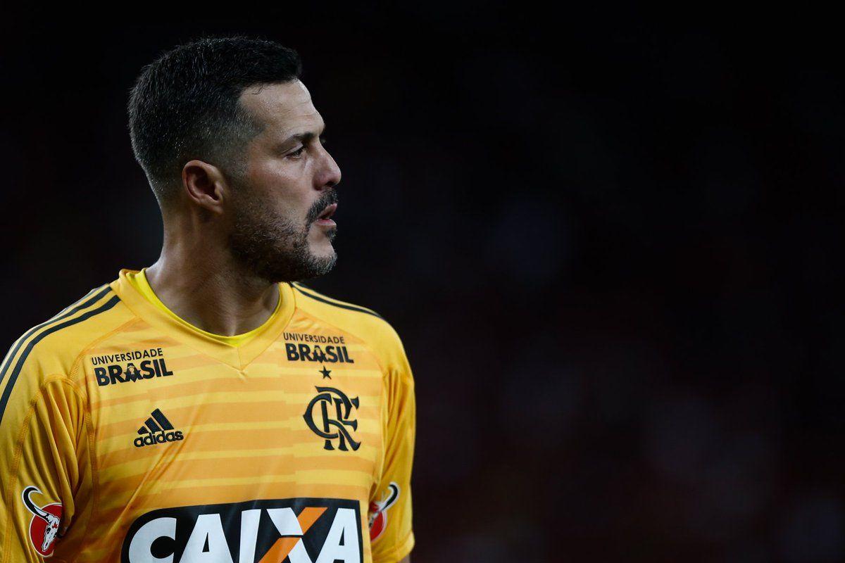 Julio cesar viveu intensamente cada segundo de sua despedida. com a