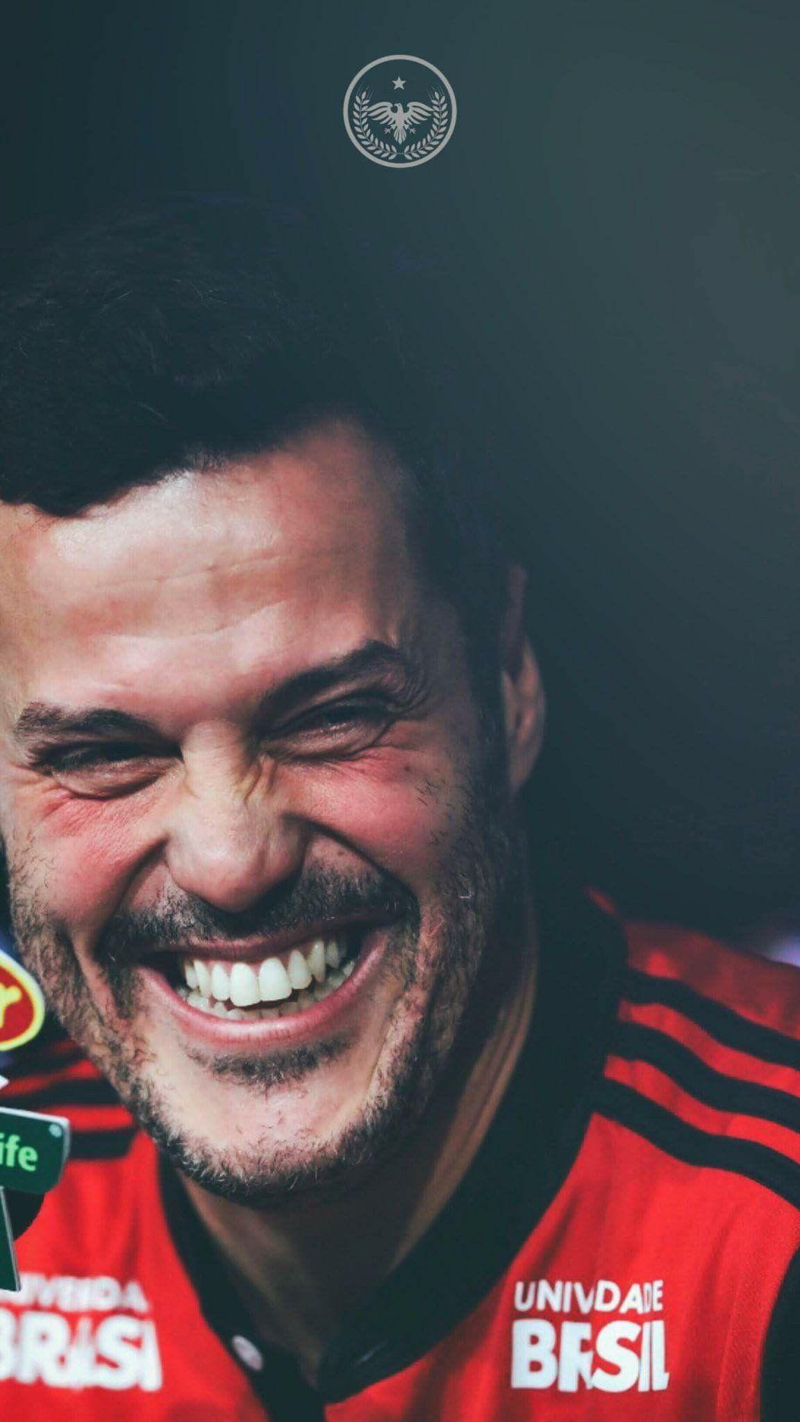 Julio Cesar. ⚫ Por 1895Edits. Twitter. Edits