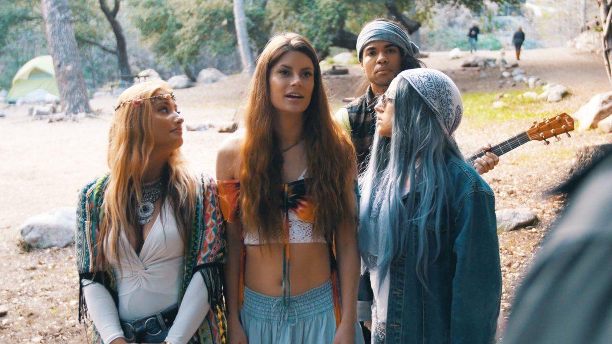 Hannah Stocking YOUTUBE VIDEO! TRIPPY HIPPY