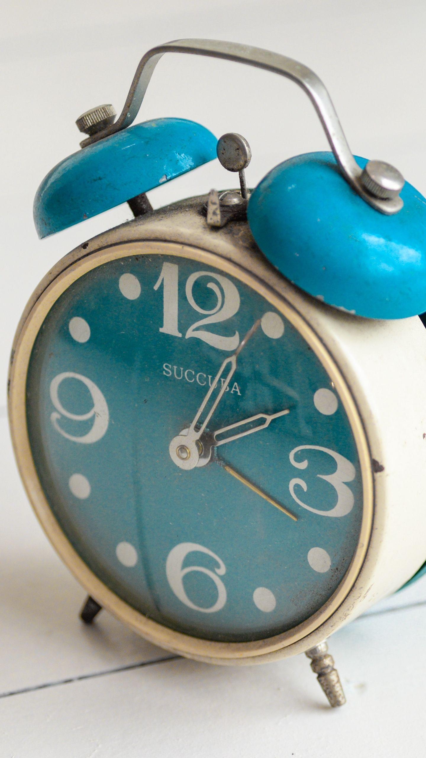 Download wallpaper 1440x2560 alarm clock, watch, vintage qhd samsung