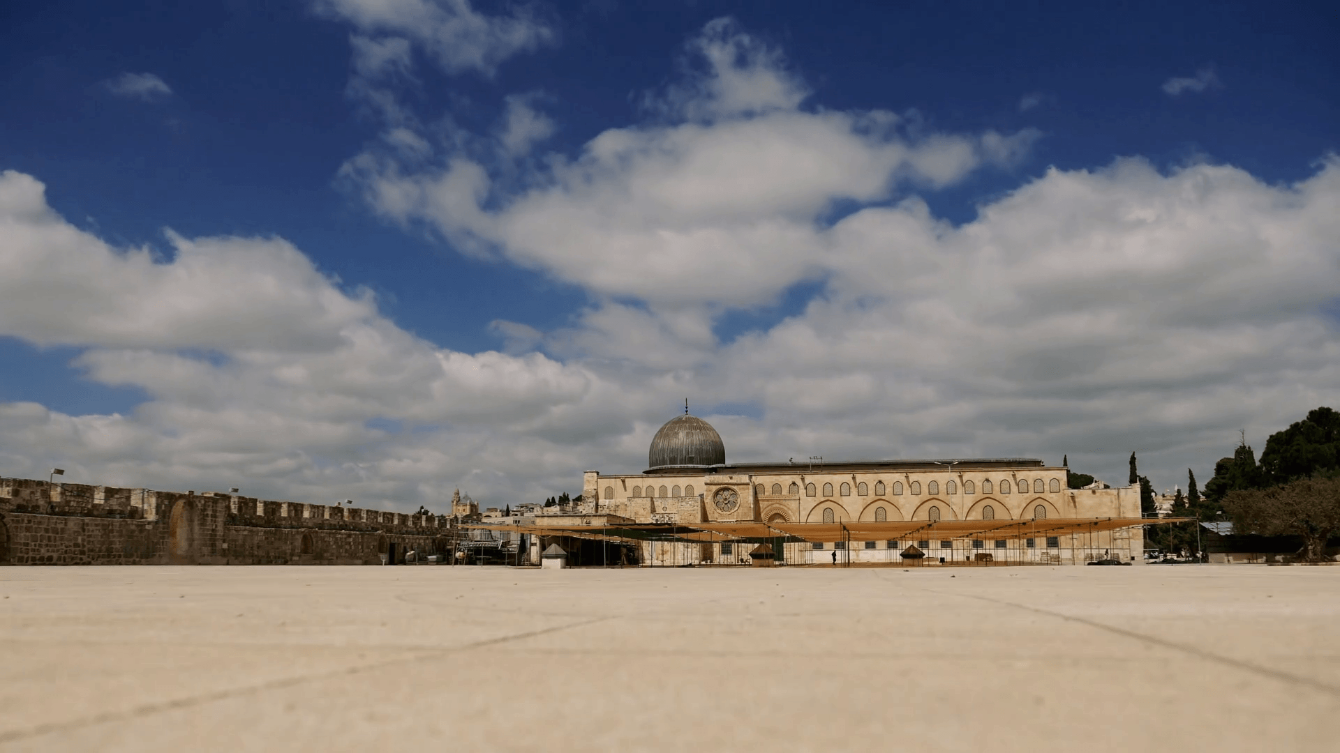 Al Aqsa Mosque In Jerusalem On The Top Of The Temple Mount Timelapse