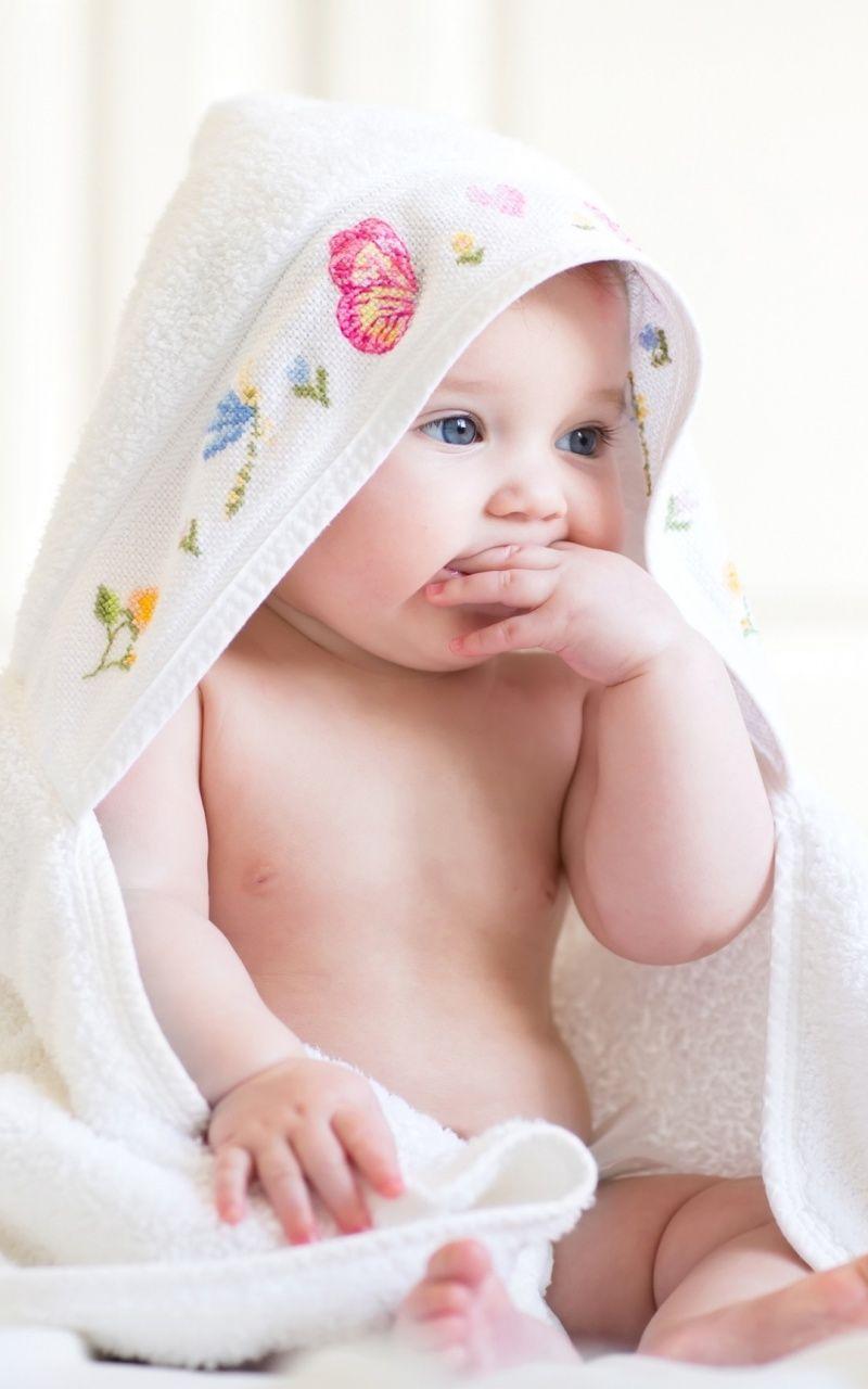 Cute Baby Blanket Wallpaper