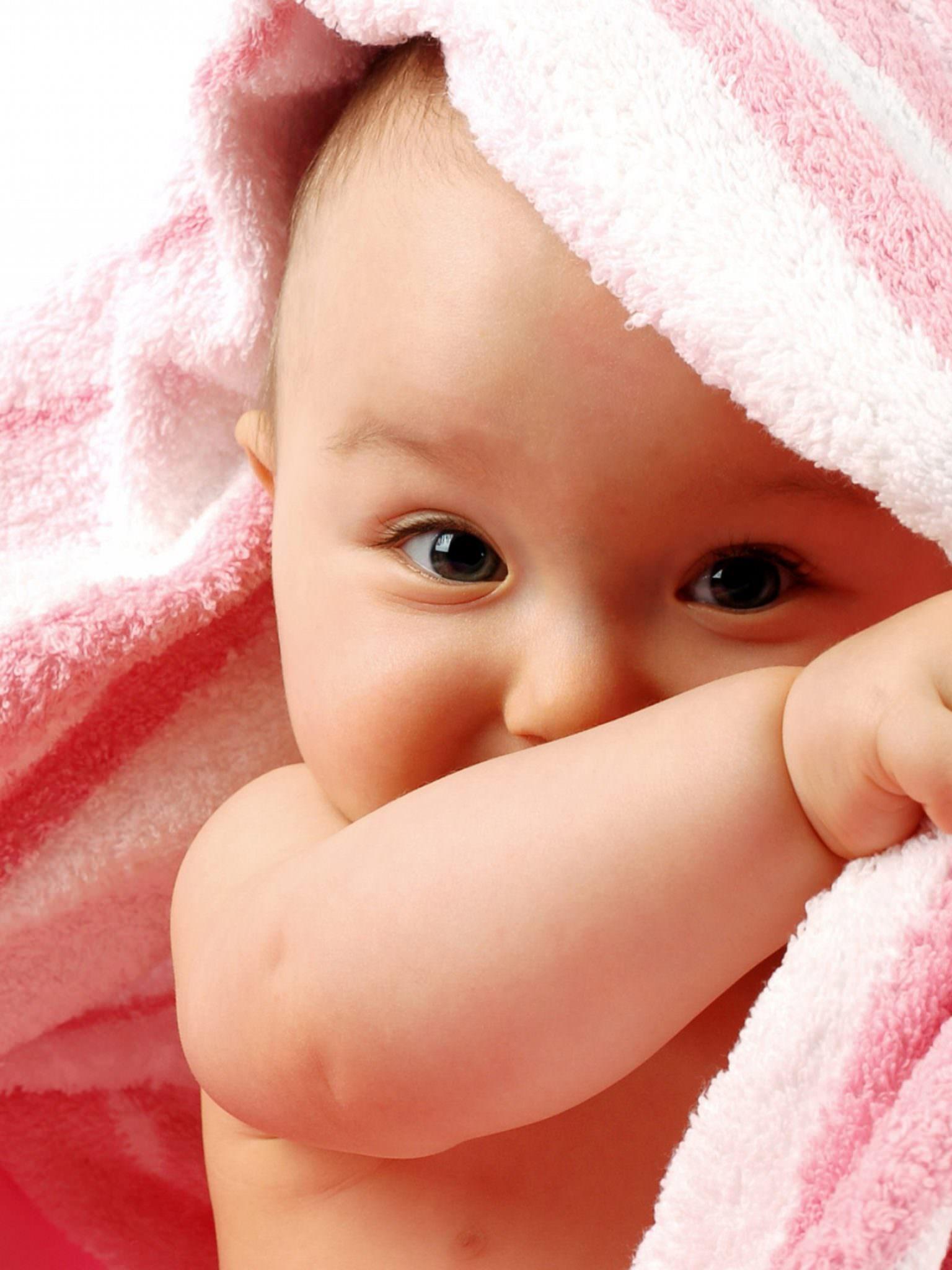 Baby hiding in blanket wide HD 4k wallpaper