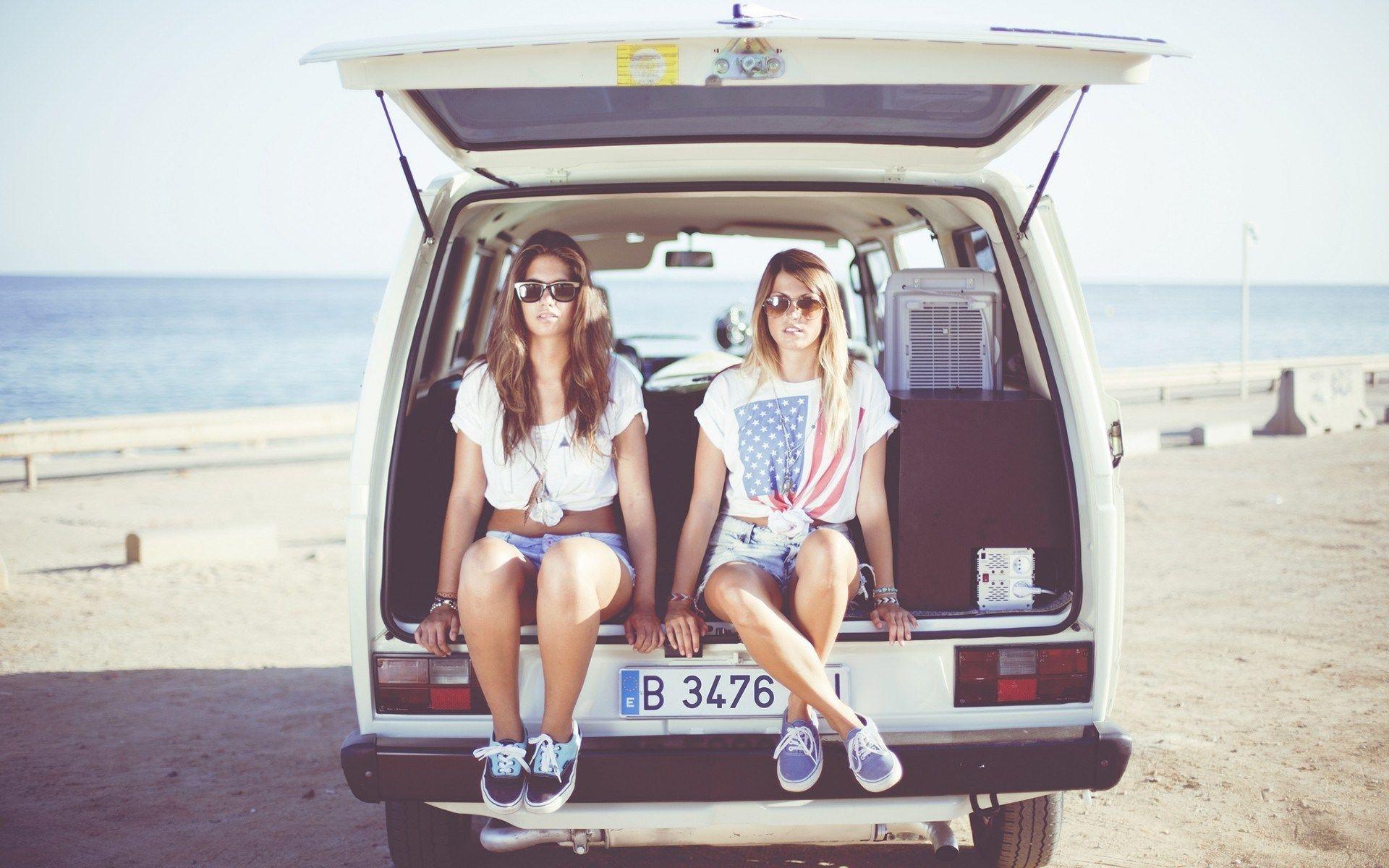 Models Girls Car Beach Mood wallpaperx1200