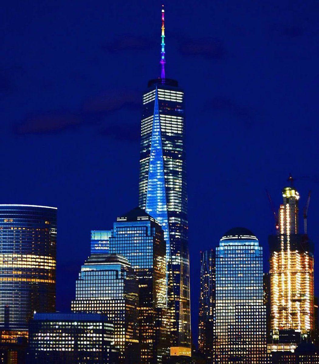 Tonight: Change the color of One World Trade Center's spire