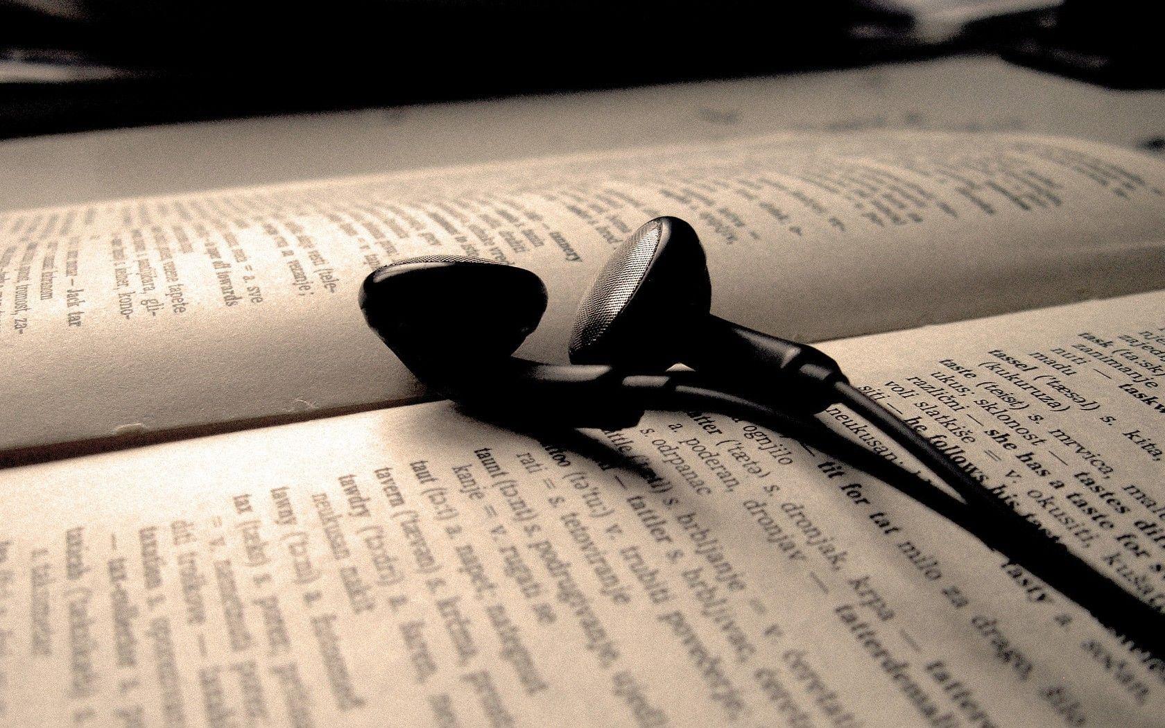 music, books, earphones, dictionary wallpaper