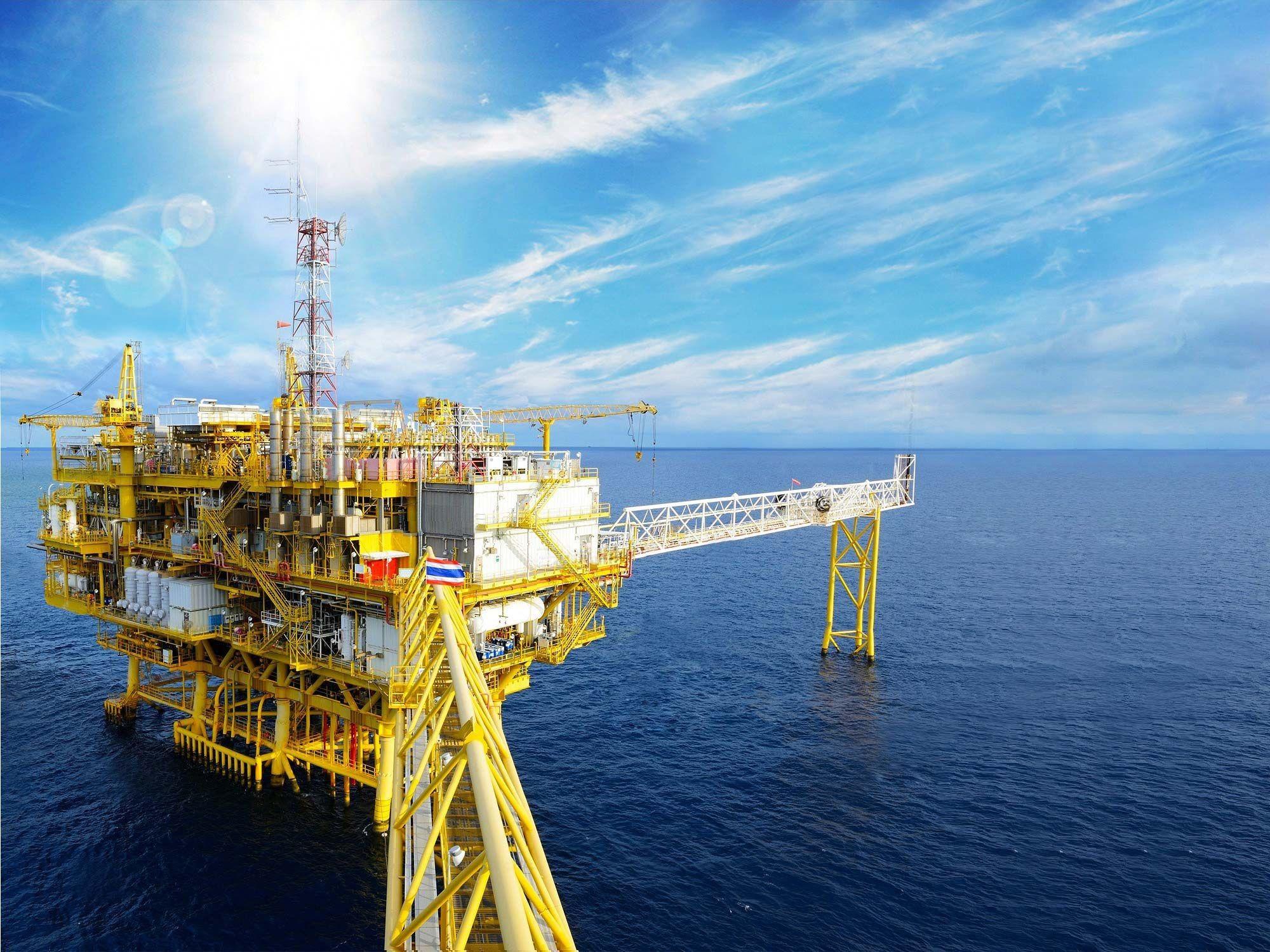 Oil Rig Wallpaper background picture