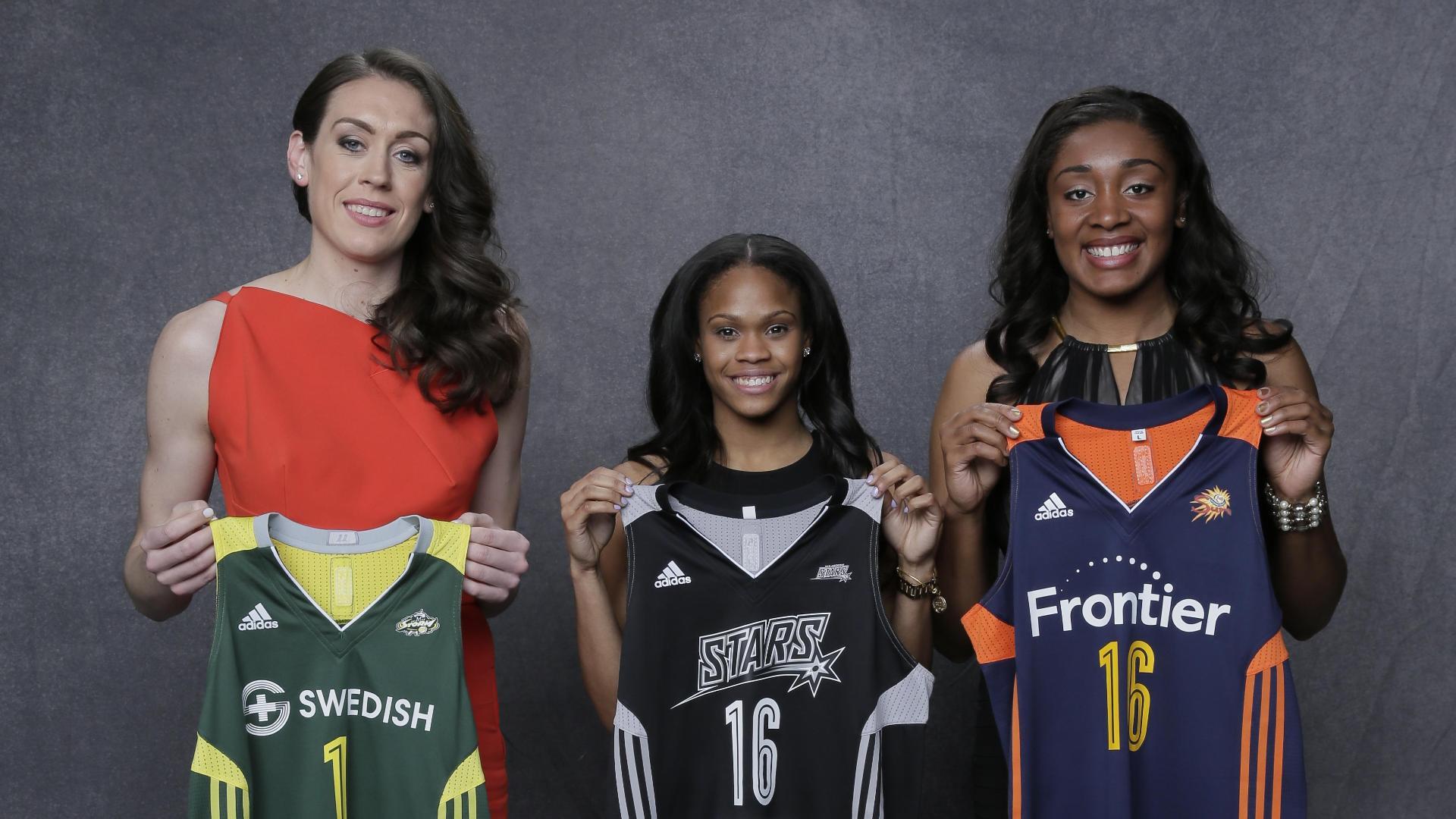 Breanna Stewart's grandma takes time out to help you pronounce her name