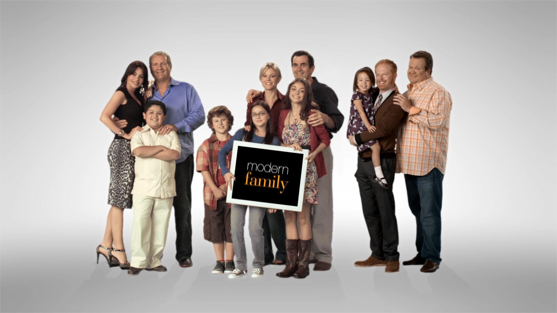 When Modern Family Perfectly Describes Your Friend Group