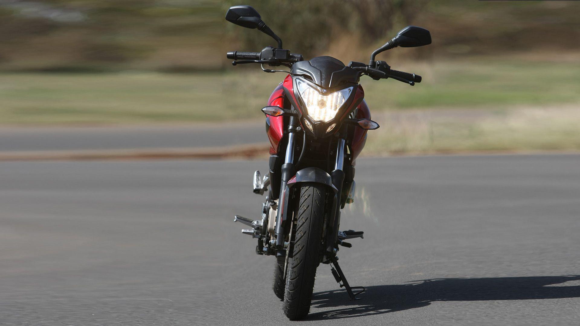 Bajaj Pulsar 200 NS 2013 STD Exterior Bike Photo