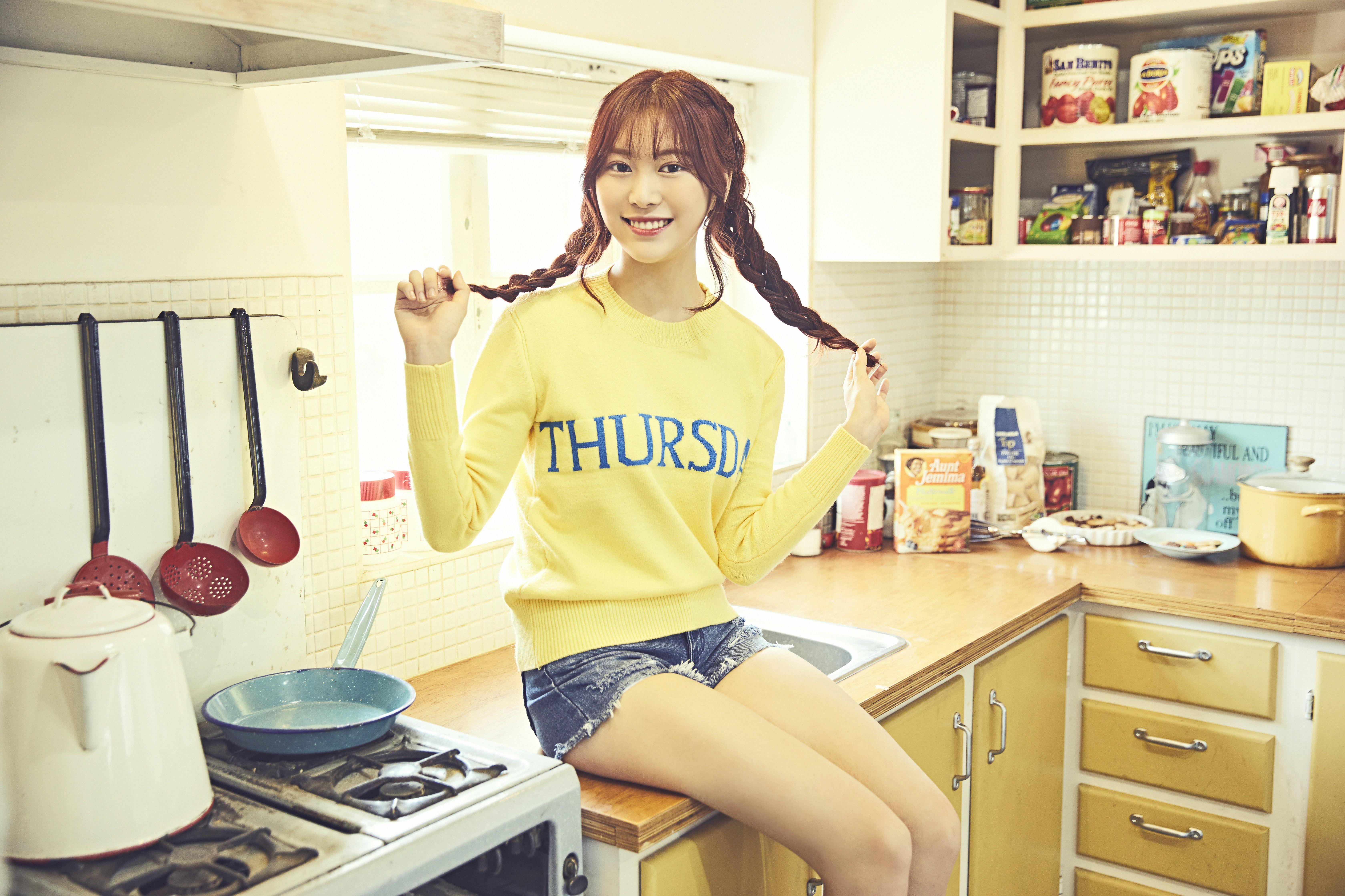 Jane (Momoland) KPOP Image Board