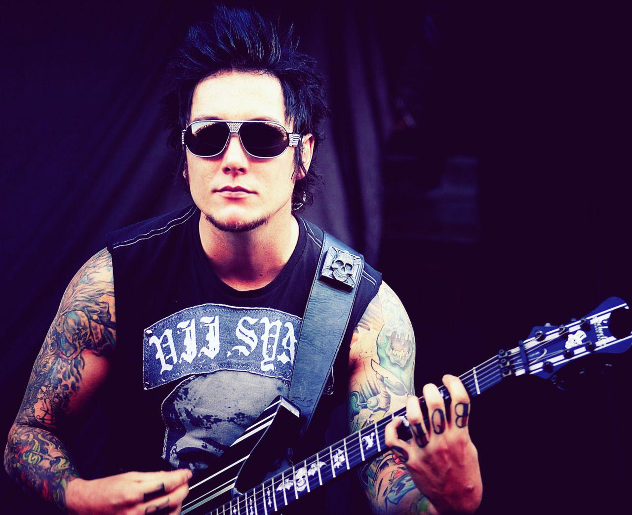 Synyster Gates Wallpaper