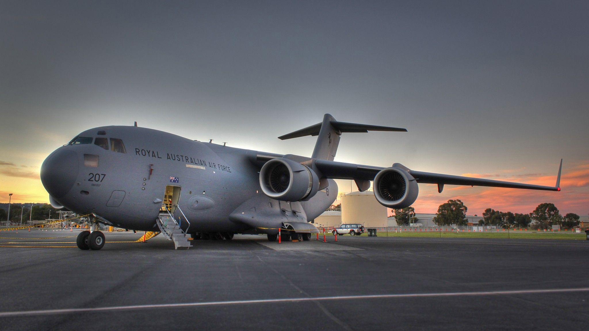 Boeing C 17 Globemaster III HD Wallpaper