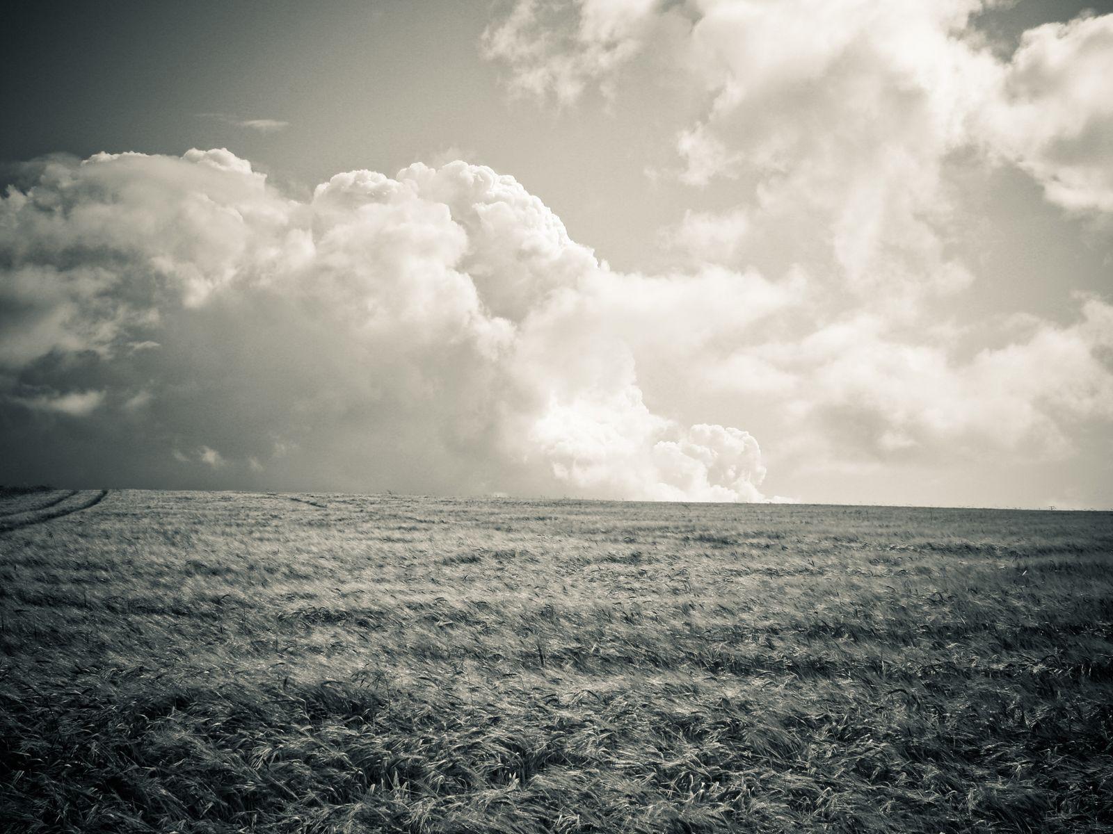 Dark Sky wallpaper. Dark Sky