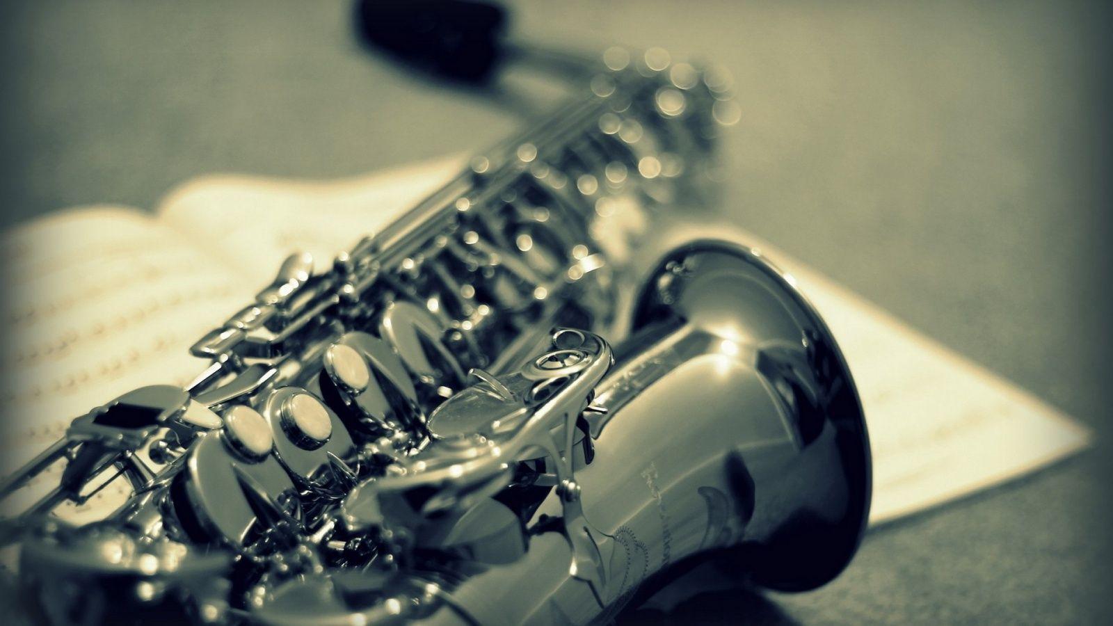 HD Saxophone Wallpaper