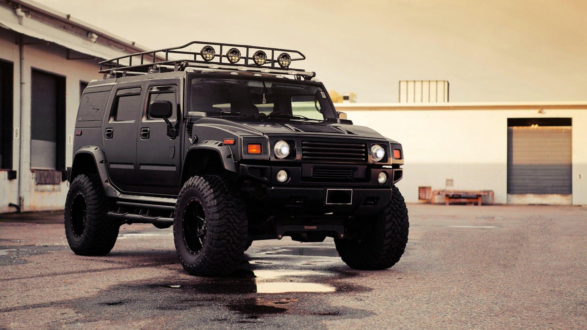 Free Hummer H1 Wallpaper