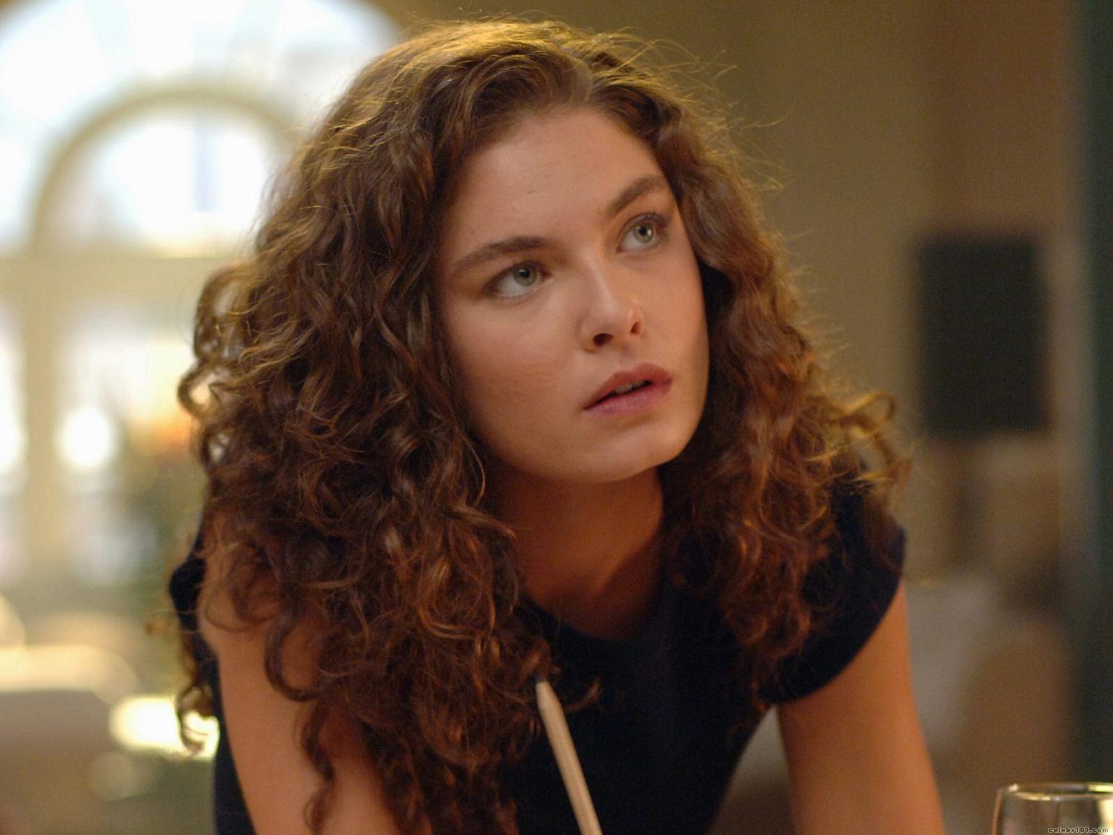 Image World Best: Alexa Davalos