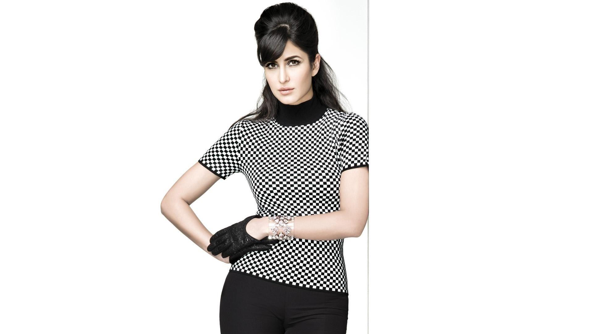 Katrina Kaif HD Wallpaper