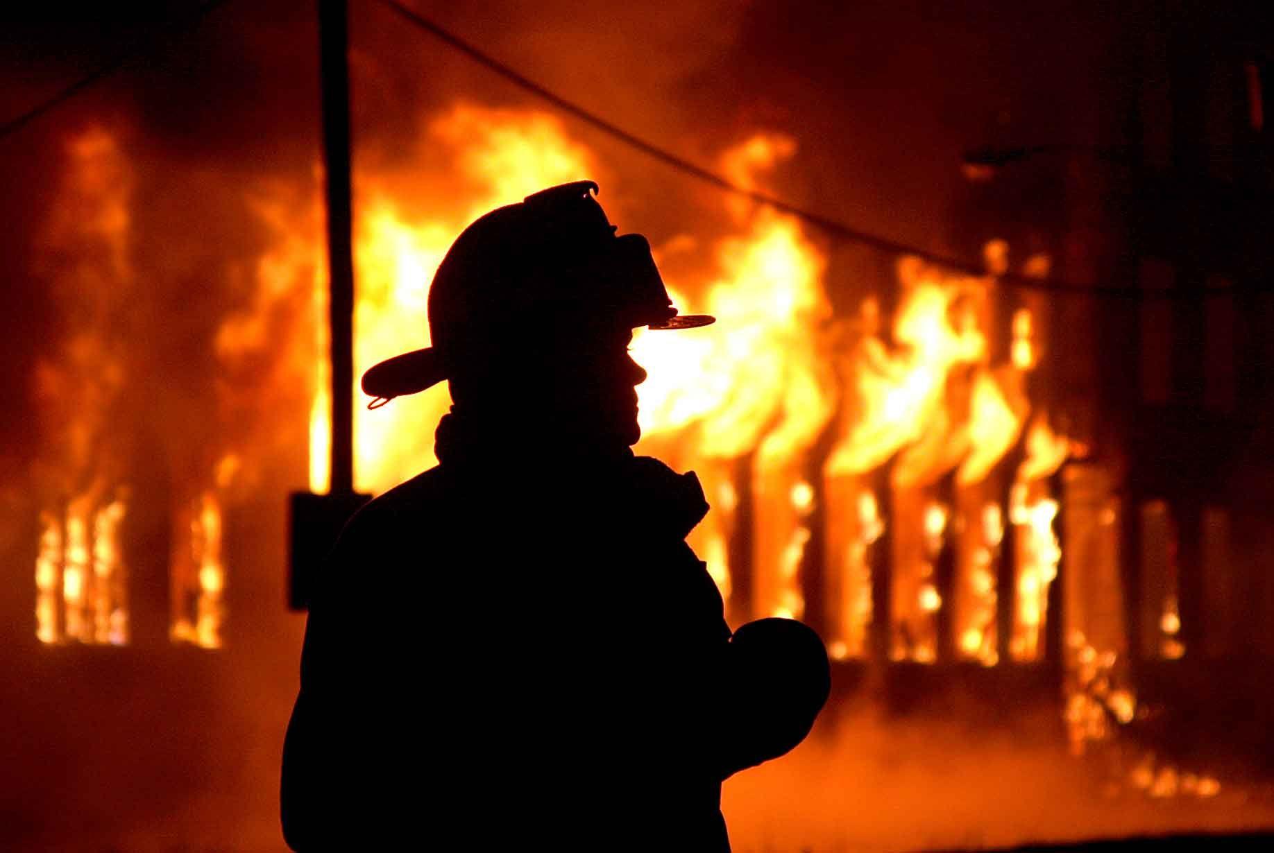 Fireman- (1836×1230). Firefighters