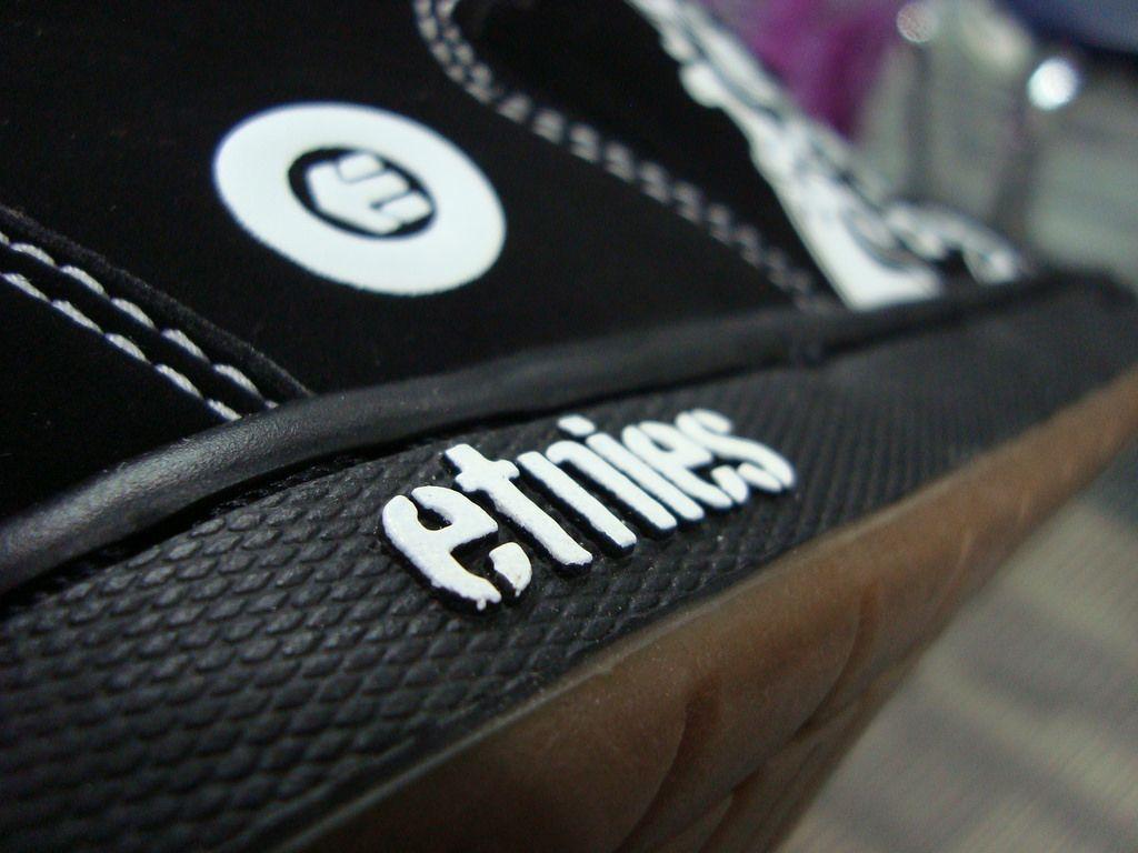 Etnies Arto. etnies.! :D
